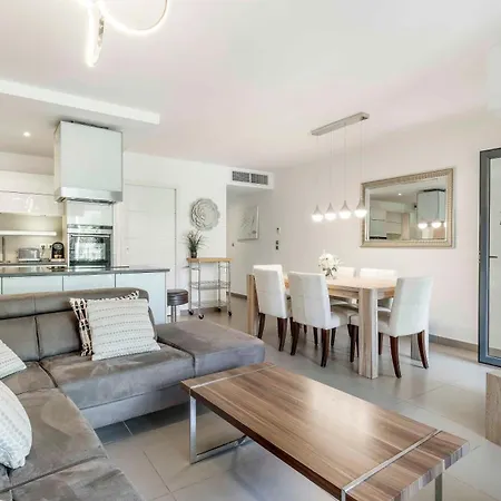 Le Riviera 3 Bed Maxime Сasa de vacaciones Sainte-Maxime