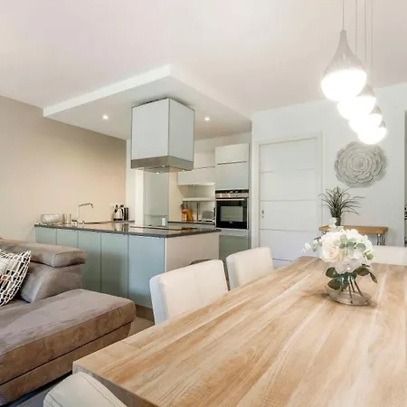 Le Riviera 3 Bed Maxime