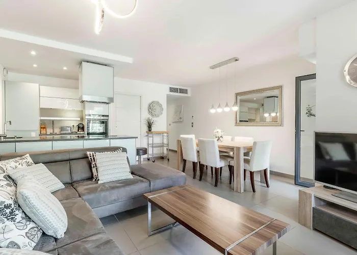 Le Riviera 3 Bed Maxime Tatil Evi Sainte-Maxime