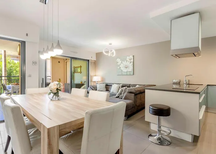 Le Riviera 3 Bed Maxime